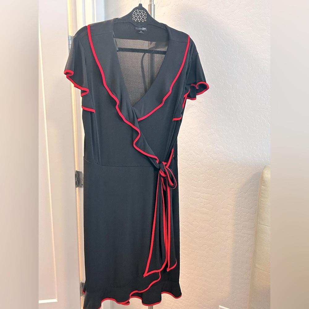 Perfect black wrap dress with a twist!